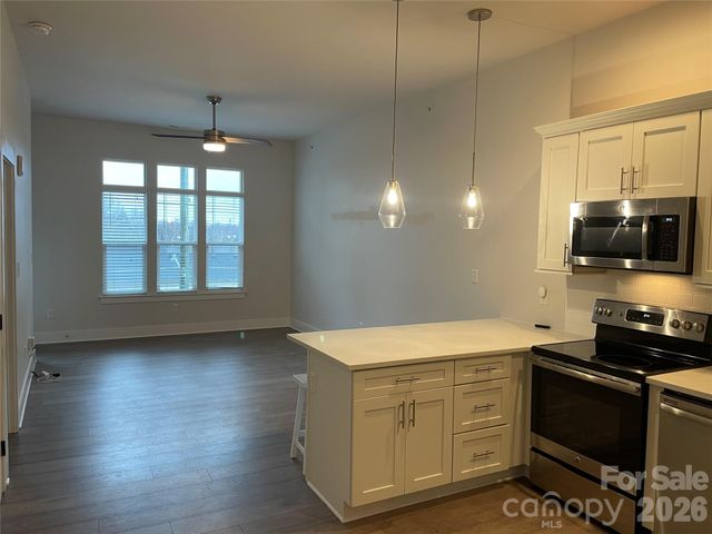 935 Mcalway Road 303, Charlotte, NC 28211