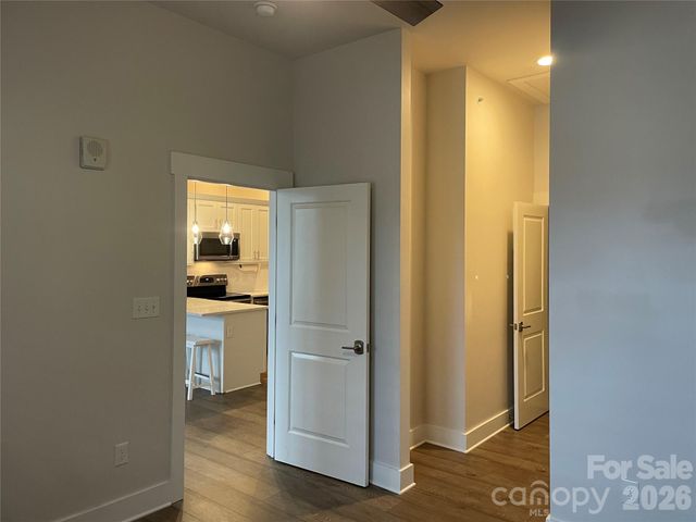 935 Mcalway Road 303, Charlotte, NC 28211