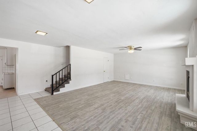 214 LOWELL Drive, Bakersfield, CA 93308