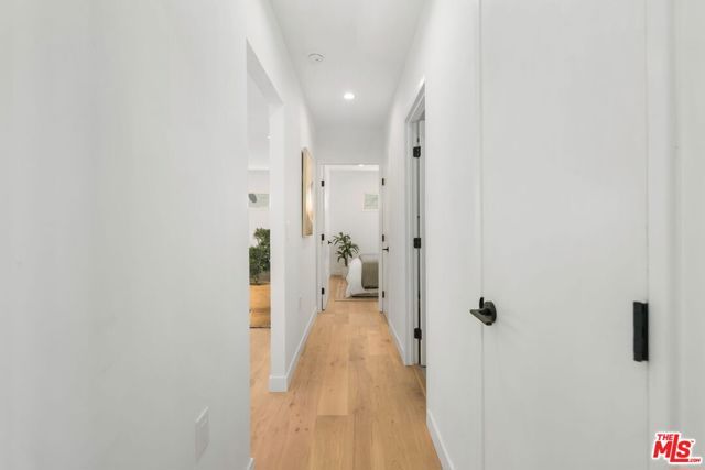 617 Micheltorena Street, Los Angeles, CA 90026