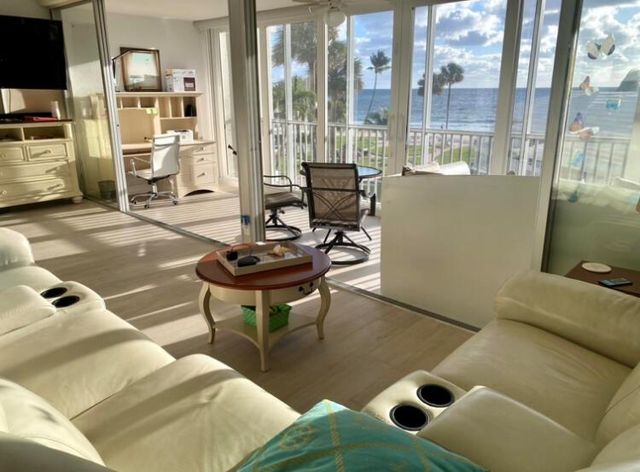 1530 S Ocean Boulevard 303, Lauderdale By The Sea, FL 33062