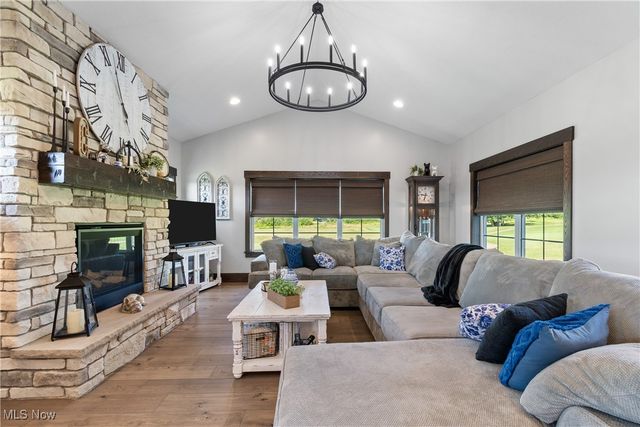 1553 Championship Circle SE, Massillon, OH 44646