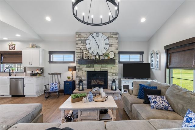 1553 Championship Circle SE, Massillon, OH 44646