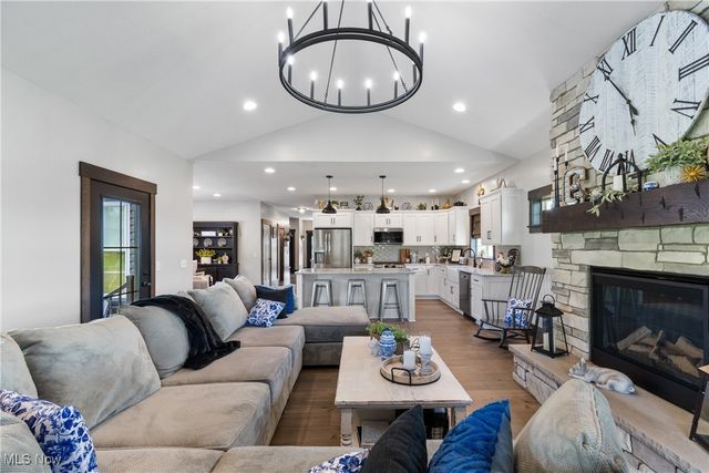 1553 Championship Circle SE, Massillon, OH 44646