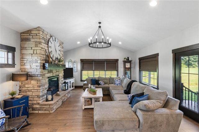 1553 Championship Circle SE, Massillon, OH 44646