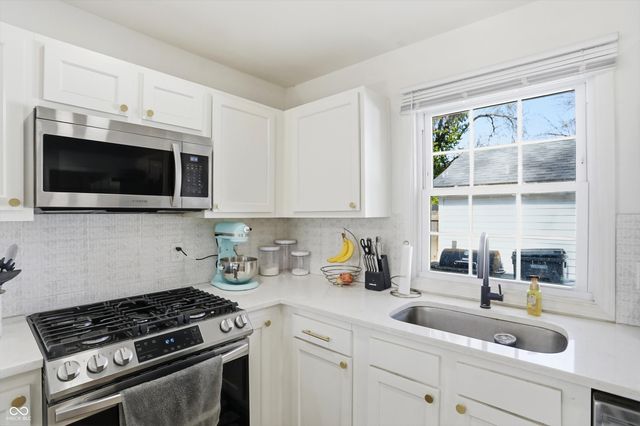 2032 W 63rd Street, Indianapolis, IN 46260