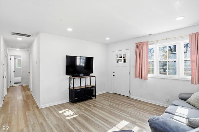 2032 W 63rd Street, Indianapolis, IN 46260