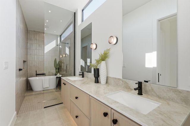 6803 Tyree Street, Dallas, TX 75209