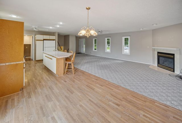 1509 Cantebury Circle, Grundy Center, IA 50638