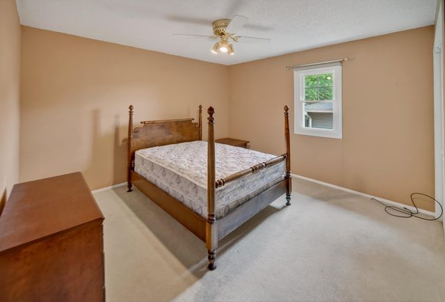 1509 Cantebury Circle, Grundy Center, IA 50638