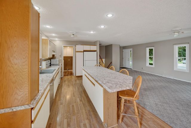 1509 Cantebury Circle, Grundy Center, IA 50638
