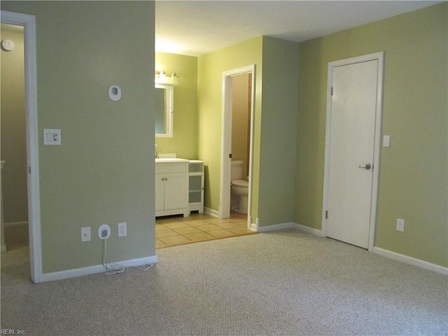 4650 Genoa CIR, Virginia Beach, VA 23462