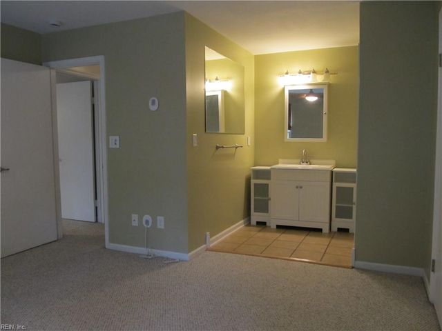 4650 Genoa CIR, Virginia Beach, VA 23462