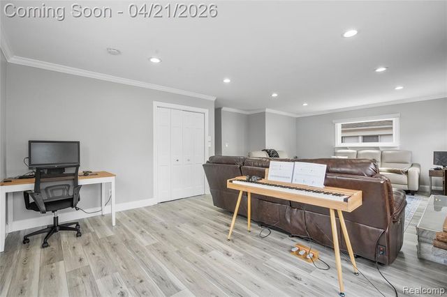 611 Highview Street, Dearborn, MI 48128