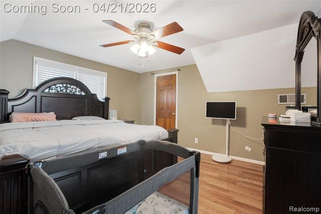 611 Highview Street, Dearborn, MI 48128