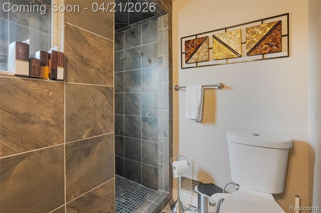 611 Highview Street, Dearborn, MI 48128