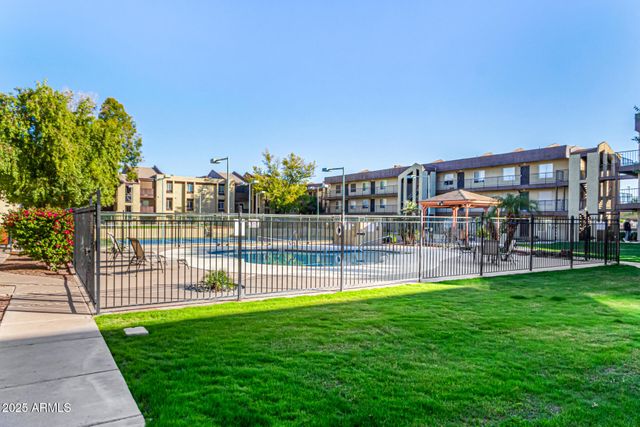 461 W HOLMES Avenue 342, Mesa, AZ 85210