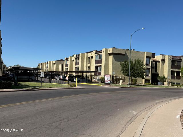 461 W HOLMES Avenue 342, Mesa, AZ 85210