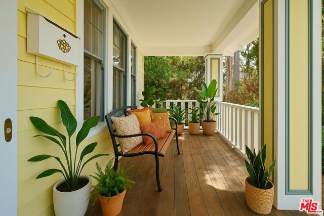 1616 W 24th Street, Los Angeles, CA 90007