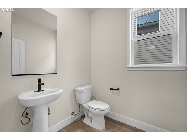 16796 Sw PERTH Rd, Tigard, OR 97140