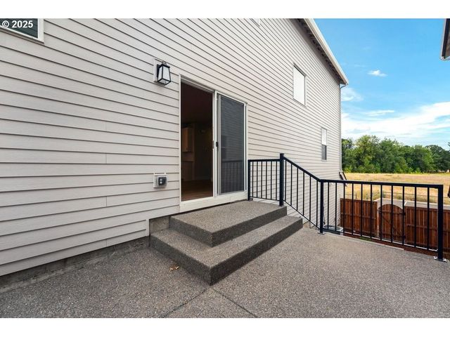 16796 Sw PERTH Rd, Tigard, OR 97140