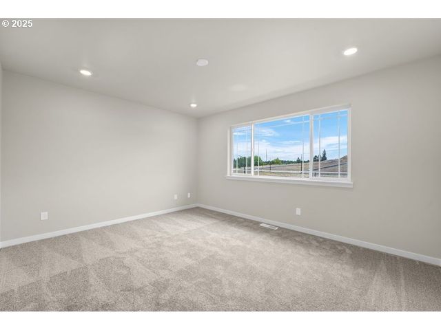 16796 Sw PERTH Rd, Tigard, OR 97140