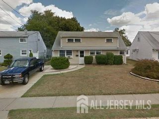 46 Leber Avenue, Carteret, NJ 07008