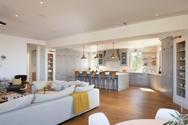 27350 Upper Forty Drive, Carmel Valley, CA 93924