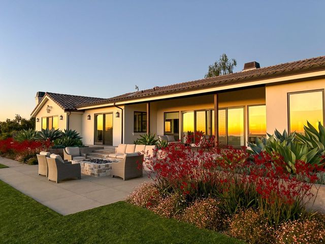 27350 Upper Forty Drive, Carmel Valley, CA 93924