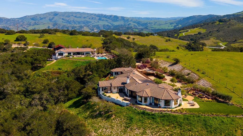 27350 Upper Forty Drive, Carmel Valley, CA 93924