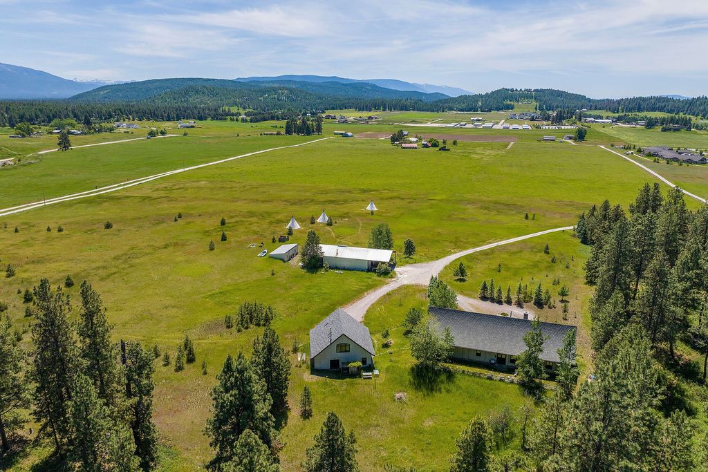 233 Coverdell Road, Bigfork, MT 59911 photo 12