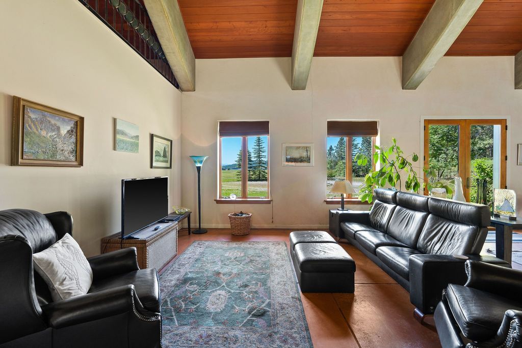 233 Coverdell Road, Bigfork, MT 59911 photo 18