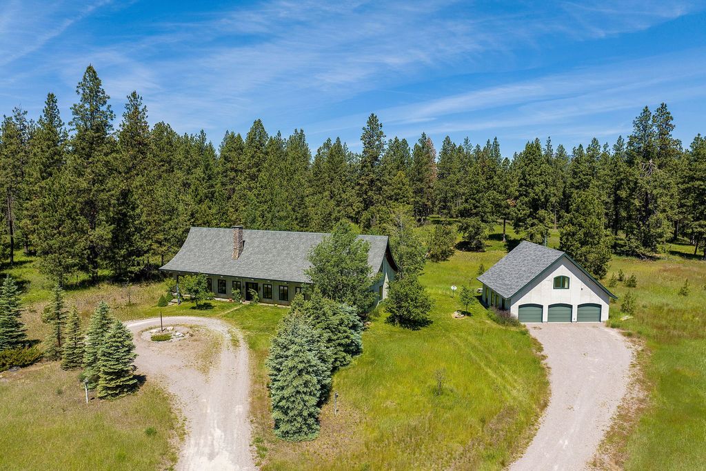 233 Coverdell Road, Bigfork, MT 59911 photo 3