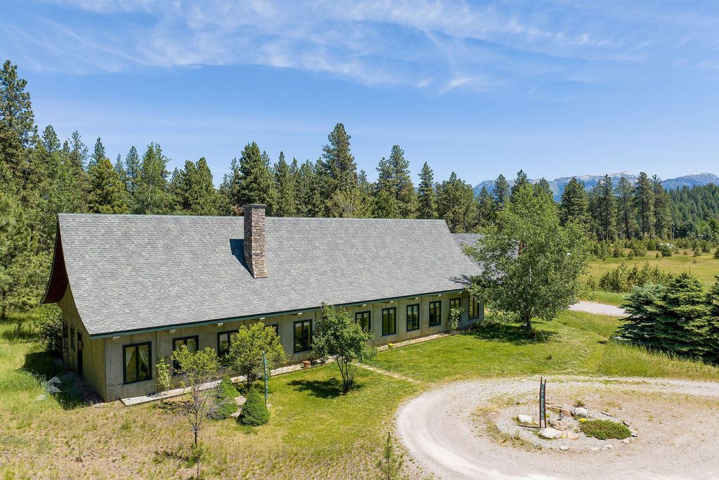 233 Coverdell Road, Bigfork, MT 59911 photo 4