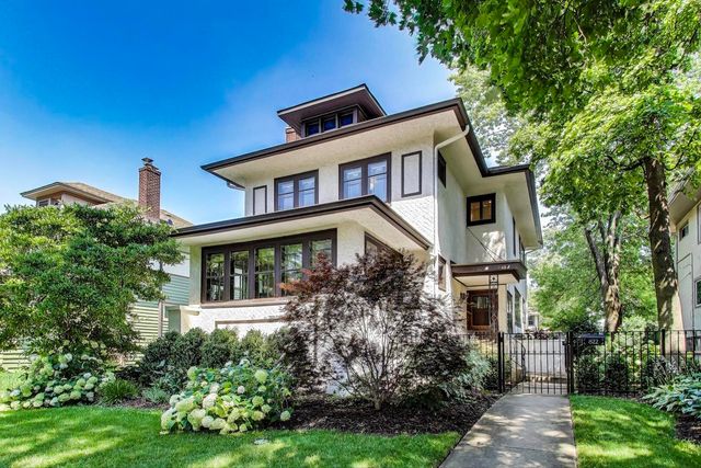 822 Columbian Avenue, Oak Park, IL 60302