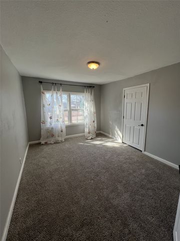 3332 Katrine Street, Haltom City, TX 76117