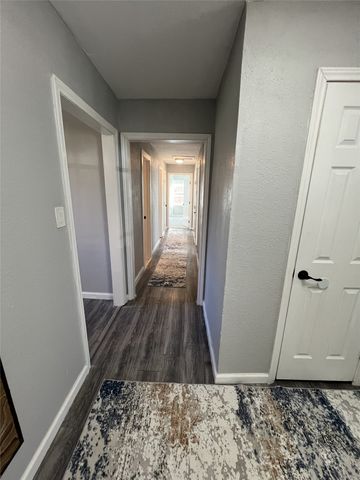 3332 Katrine Street, Haltom City, TX 76117