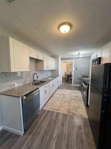 3332 Katrine Street, Haltom City, TX 76117