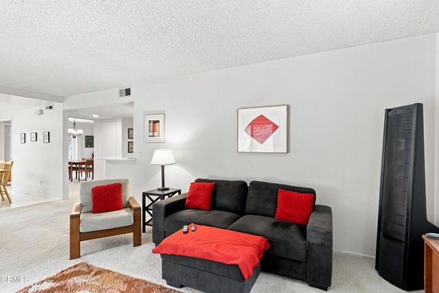 3141 Kingridge Way, Glendale, CA 91206