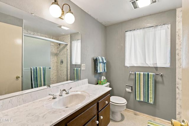 3141 Kingridge Way, Glendale, CA 91206
