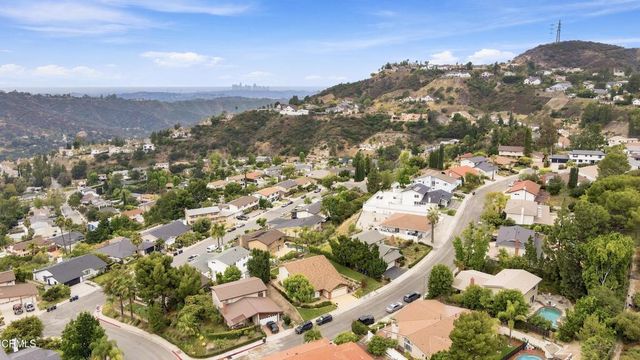 3141 Kingridge Way, Glendale, CA 91206