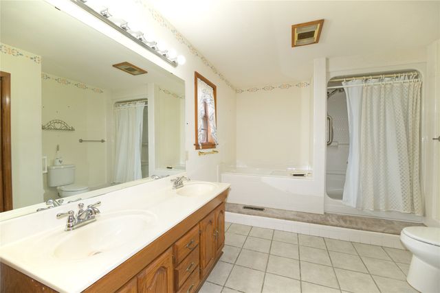 1196 County Road 260, Gainesville, TX 76240