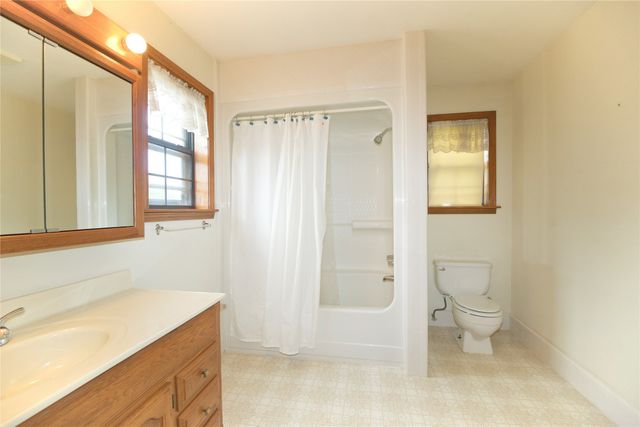 1196 County Road 260, Gainesville, TX 76240