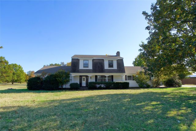 1196 County Road 260, Gainesville, TX 76240