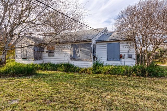 1001 Golla Dr, Corpus Christi, TX 78407