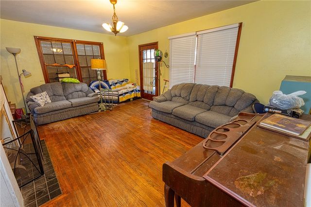 1001 Golla Dr, Corpus Christi, TX 78407