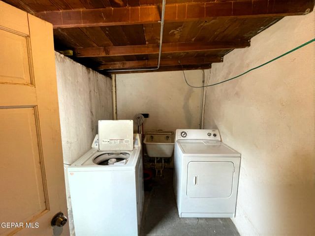 717 E CROSBY Avenue, El Paso, TX 79902