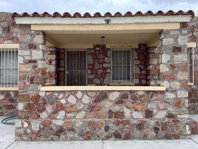 717 E CROSBY Avenue, El Paso, TX 79902