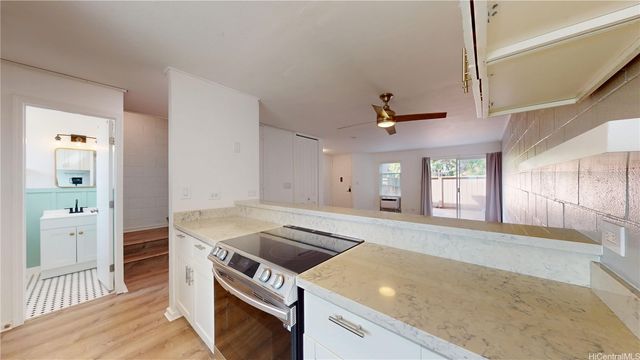 92-739 Makakilo Drive 20, Kapolei, HI 96707