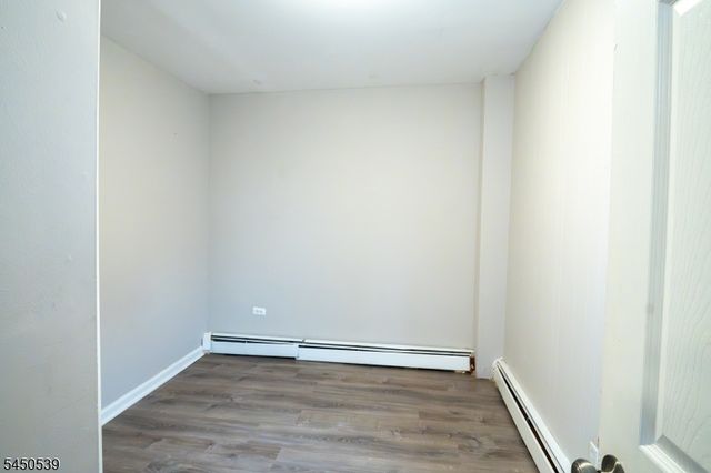 213 Amity St 3, Elizabeth City, NJ 07202
